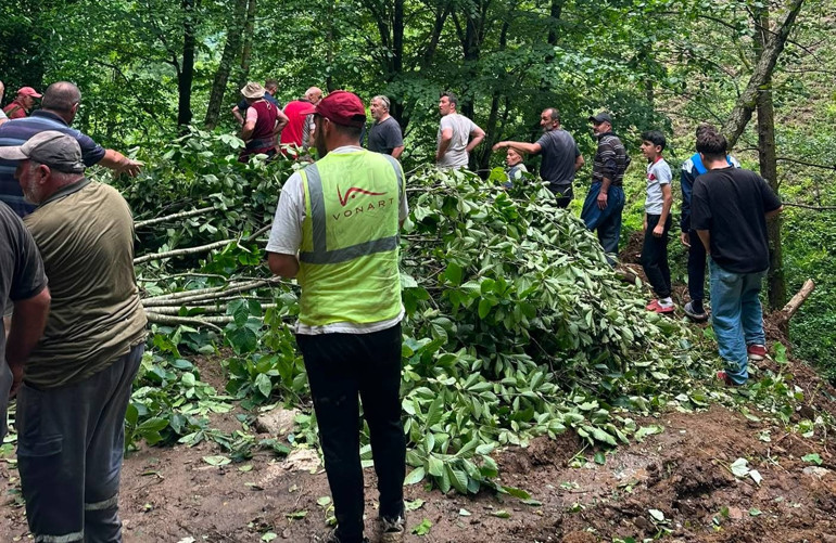 Feci kazada karı koca hayatını kaybetti