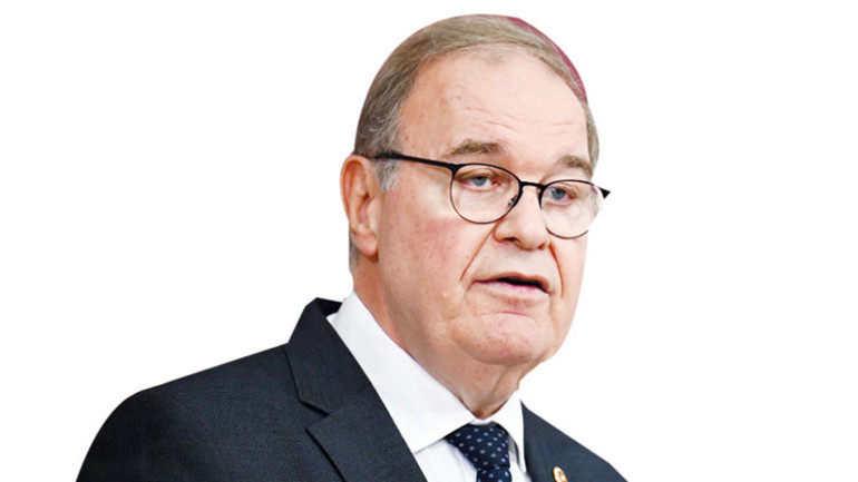 Pazar pazar sabahın köründe yenilmek