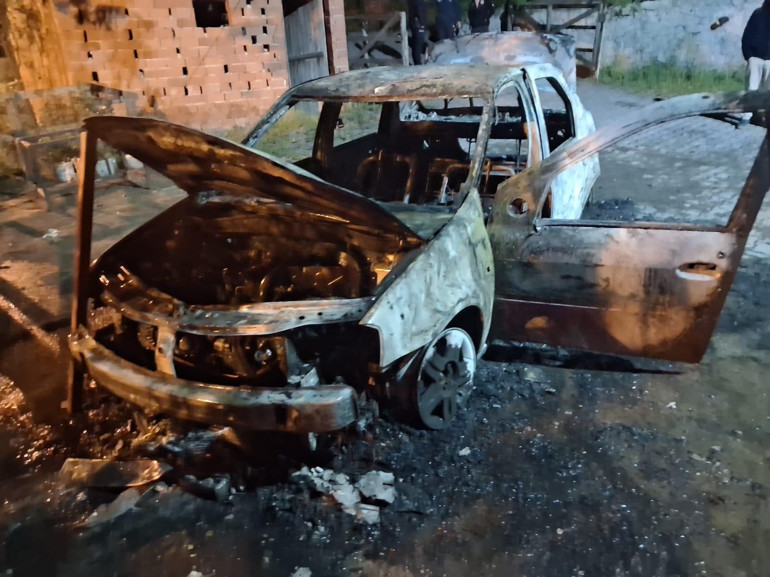 Sendika başkanının aracı kundaklandı