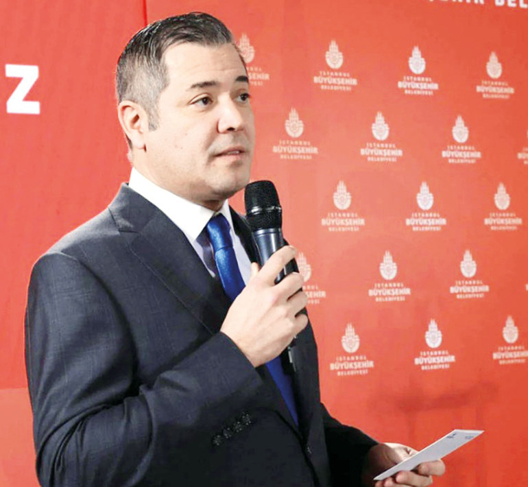 Murat Ongun’un aşırı aptal fitnesi
