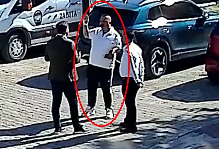 Belediye başkanını kesici aletle bekleyen şüpheli yakalandı