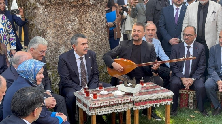 Dünyaya örnek gösterilecek bir altyapı sağladık | 2025-2026 eğitim-öğretim yılında 750 bin sınıfta ders yapıldı