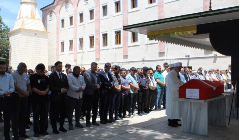Birliğinde rahatsızlanan piyade er kurtarılamadı
