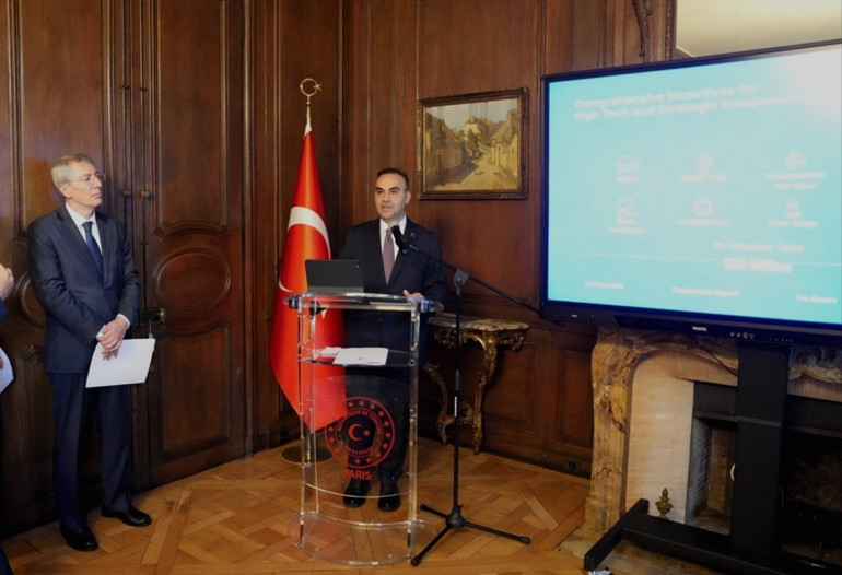 Bakan Kacır açıkladı Fransız menşeli doğrudan yabancı yatırımlar 8,8 milyar dolara ulaştı