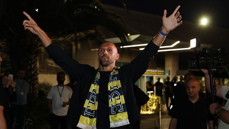 Fenerbahçeye Muriqiden sonra bir golcü daha Yarış başladı