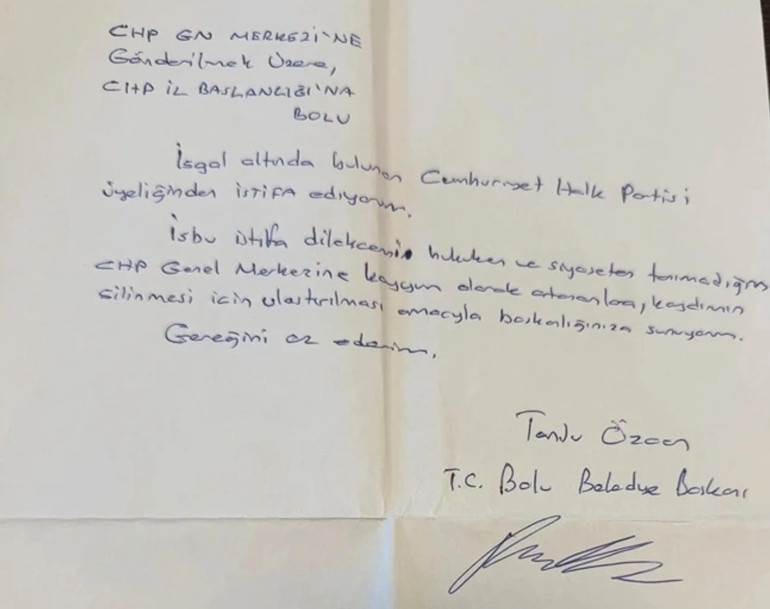 Bolu Belediye Başkanlığı görevinden uzaklaştırılan Tanju Özcan CHP’den istifa etti