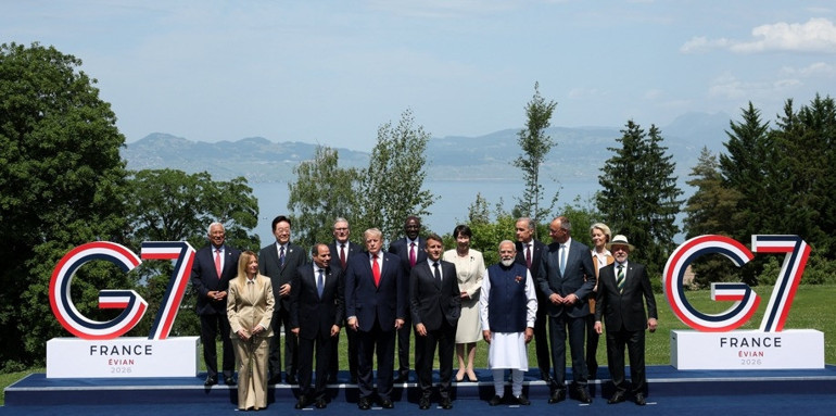 Yalvardı, acıdım... Tamamen uydurma