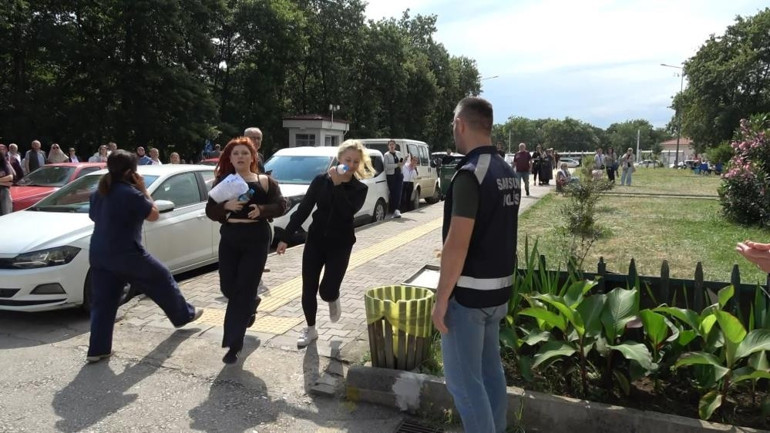 YKS heyecanı... Kimi son anda yetişti, kimi kapıda kaldı