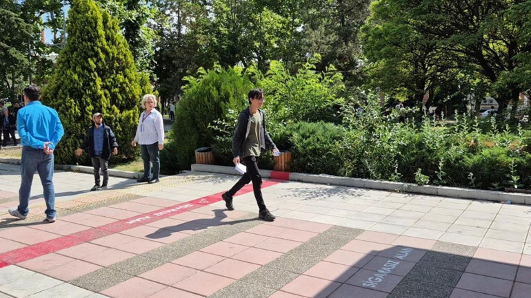 YKS heyecanı... Kimi son anda yetişti, kimi kapıda kaldı