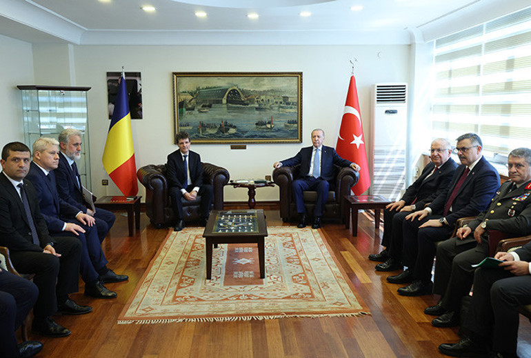 Cumhurbaşkanı Erdoğan, Romanya Cumhurbaşkanı Nicuşor Daniel Dan ile görüştü