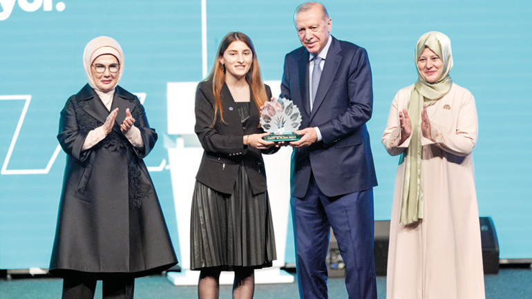 Sahada olmayan mönüde olur