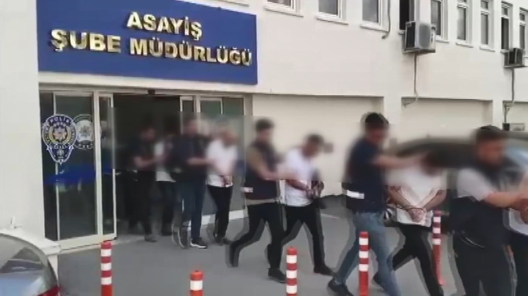Korsan otoparkçılara operasyon Ankarada 30 gözaltı