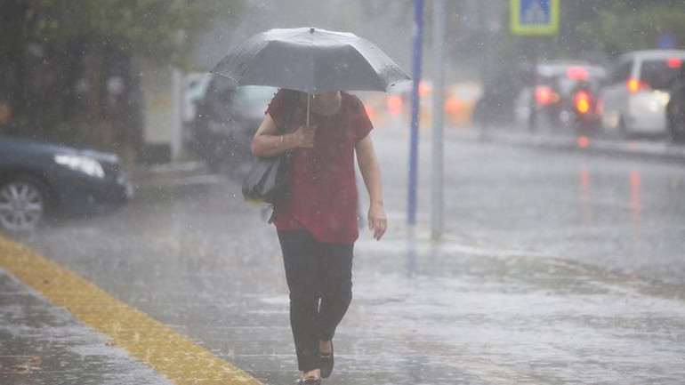 Meteorolojiden uyarı: Bazı bölgelerde sağanak yağış ve kuvvetli rüzgar bekleniyor