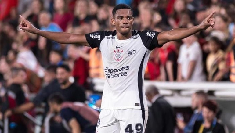Fenerbahçe, transfer için ilk teması kurdu Yeni Alex