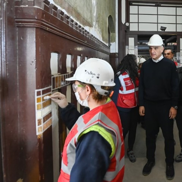 Bakan Ersoy Sirkeci gar sahasındaki dönüşümü ilk kez paylaştı