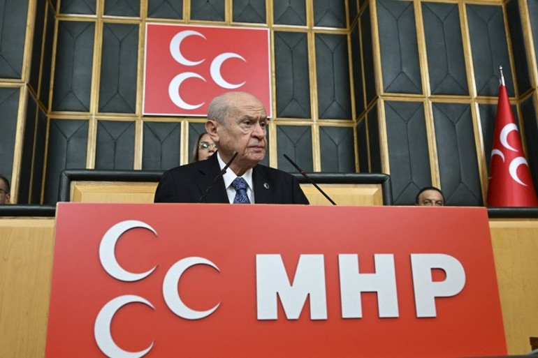 AB Türkiye’ye istikamet çizemez| Bahçeli sert konuştu: Hangi akılla bize ayar çekiyorlar Herkes ayağını denk alacak, haddini bilecek