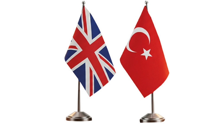On yıl, altı başbakan ve bir kedi