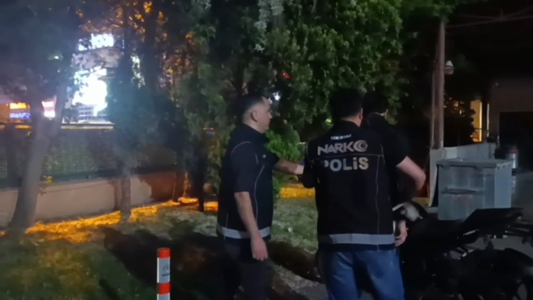 Tekirdağda ekmek arasında uyuşturucu sevkiyatı 23 şüpheli tutuklandı