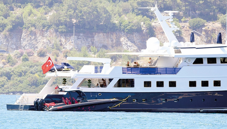 Altıncı çocuk yolda... Ali Ağaoğlu baba oluyor