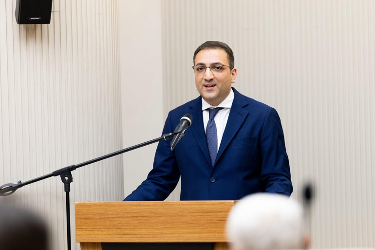 Seferihisar Belediyesine 3. dalga operasyon Seferihisar ve Balçova Belediye başkanları gözaltına alındı
