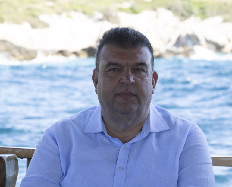 Seferihisar Belediyesine 3. dalga operasyon Seferihisar ve Balçova Belediye başkanları gözaltına alındı