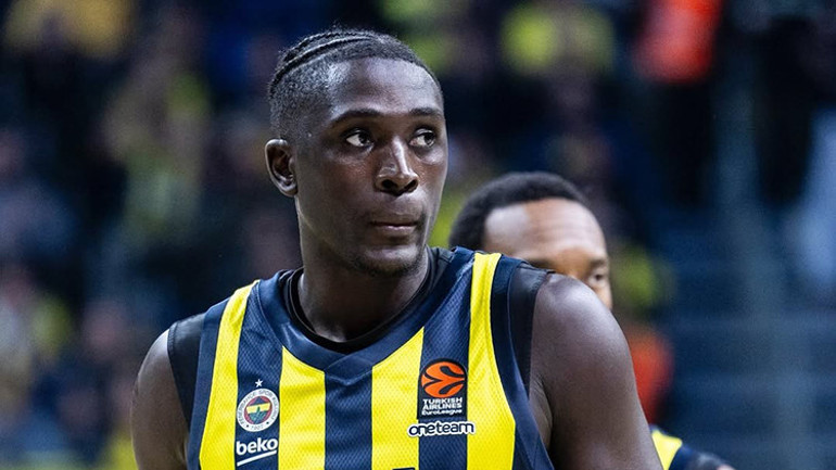 Fenerbahçe Bekoda dört ayrılık birden