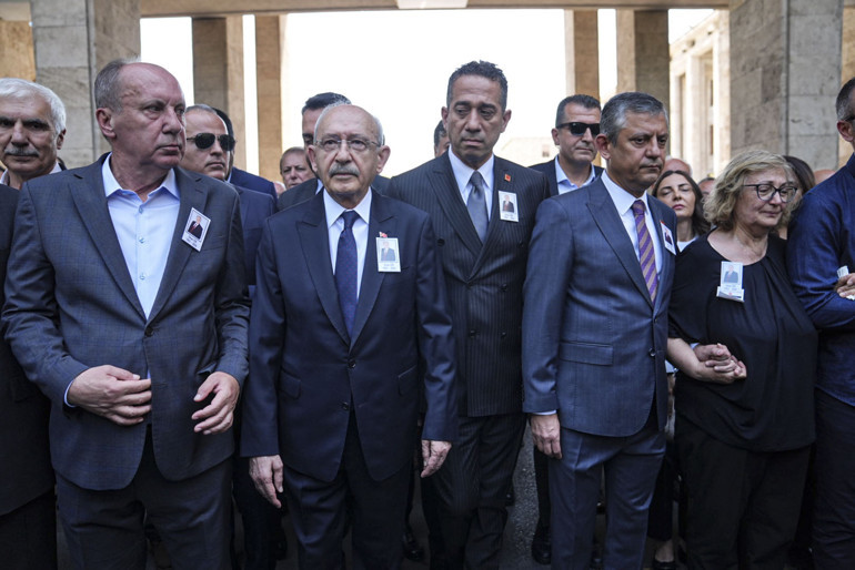 Kemal Kılıçdaroğlu ve Özgür Özel Mecliste yan yana İşte ilk görüntü