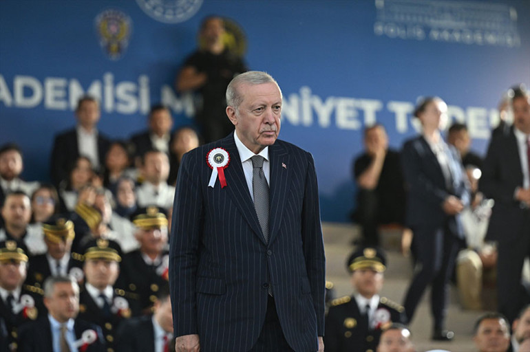 Son dakika... Cumhurbaşkanı Erdoğan: Pusulanız vicdan hedefiniz adalet olsun
