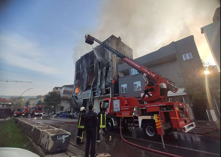 Fabrikadaki yangında 7 kişi ölmüştü: Kocaelideki feci olayda 7 şüpheli tutuklandı
