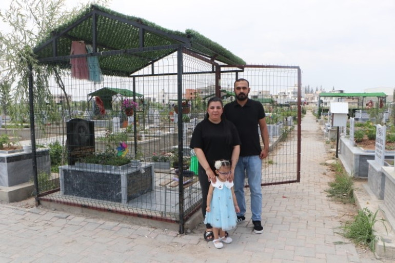  Aile son çare olarak etrafını çitle çevirdi