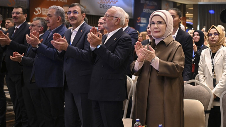 Cumhurbaşkanı Erdoğan: Ana muhalefet vesayetten arınmalı
