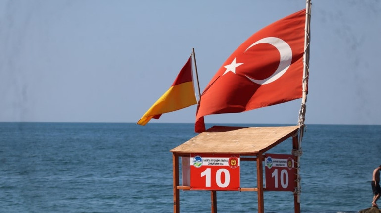  Denize giriş yasaklandı
