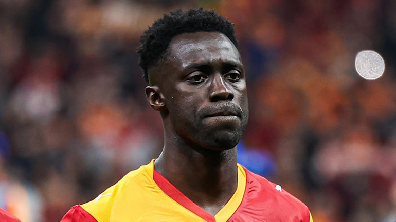 Comonun Davinson Sanchez için Galatasaraya yaptığı teklif ortaya çıktı
