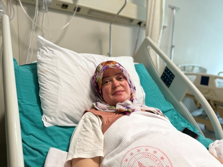Karadeniz turu için aldıkları karavandaki patlamada vücudunun yüzde 70i yanan kadın taburcu oldu