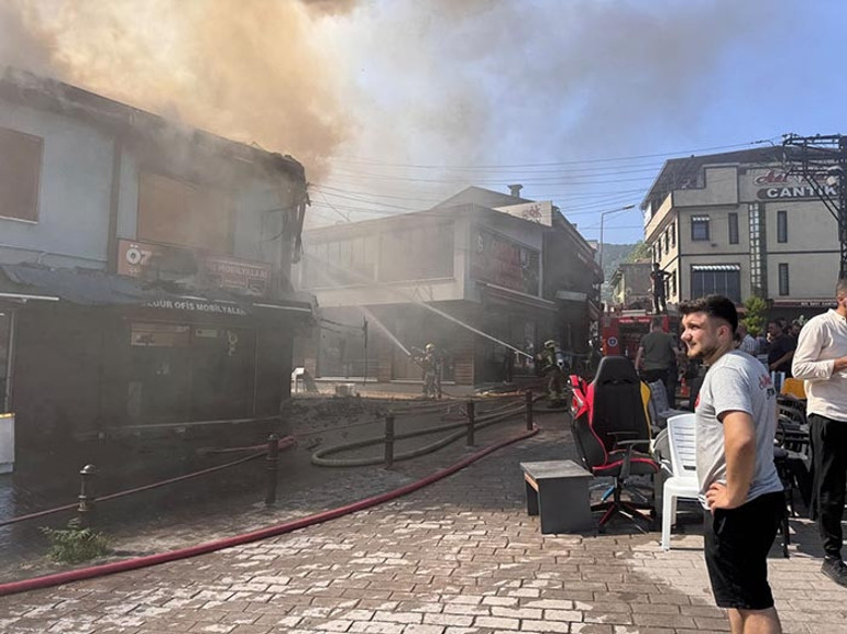 Ekipler müdahale ediyor