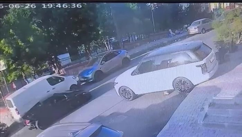 15 milyon liralık otomobillini tamirhaneye bıraktı başına gelmeyen kalmadı