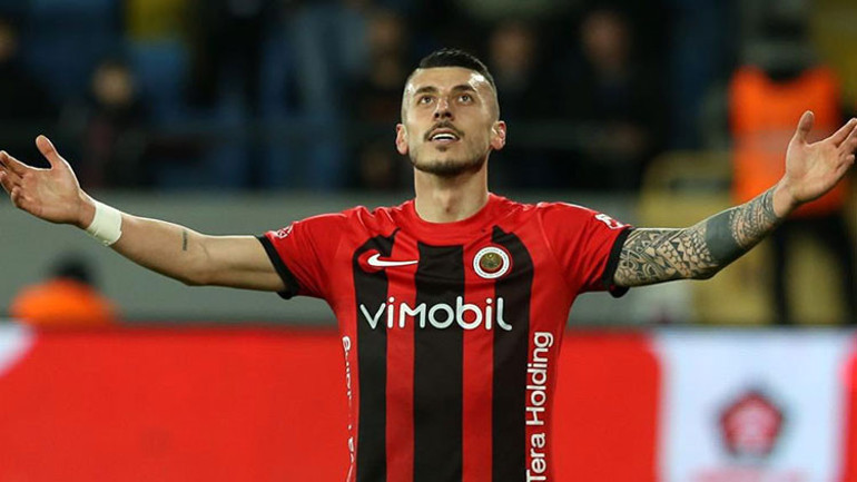 Trabzonspor, 4 transferi açıkladı Samet Akaydin, KAPa bildirildi