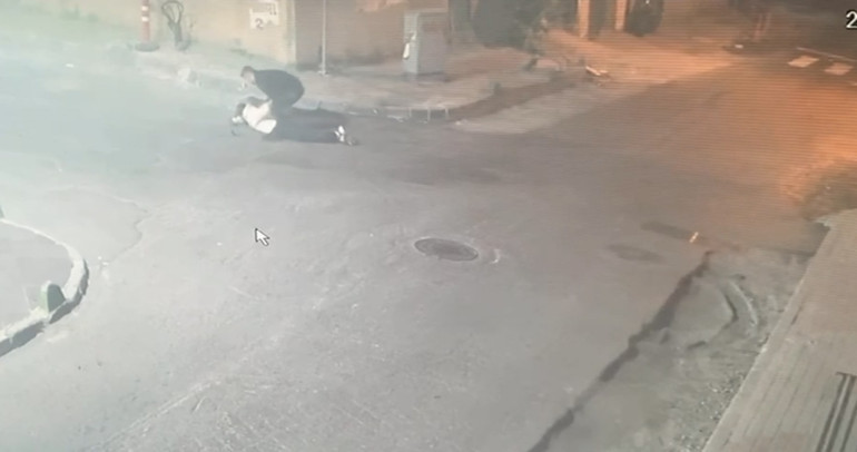 Şişlide iş yerine saldırıp kaçan şüpheli bekçiler tarafından bacağından vurularak yakalandı