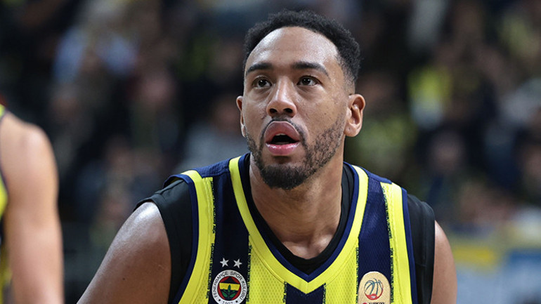 Fenerbahçe Bekoda iki ayrılık birden