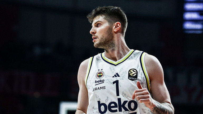 Fenerbahçe Bekoda iki ayrılık birden