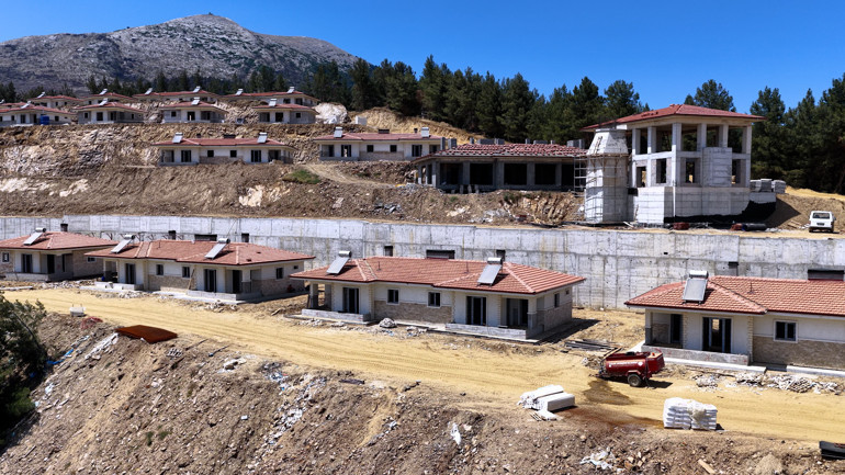Ödemişte afet konutlarının teslimatı başlıyor