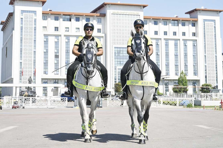 Ay Yıldız’da ilk brifing