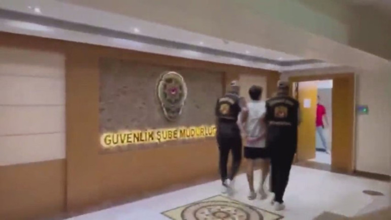Dün gözaltına alınmıştı: Deniz Göktaş adliyeye sevk edildi