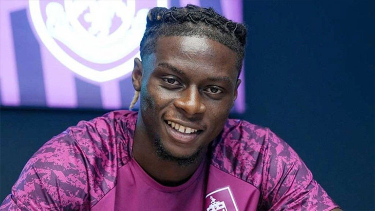 Galatasarayın ilk transferi belli oldu 22lik yetenek geliyor