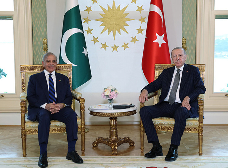 Cumhurbaşkanı Erdoğan, Pakistan Başbakanı Şerif’i resmi törenle karşıladı