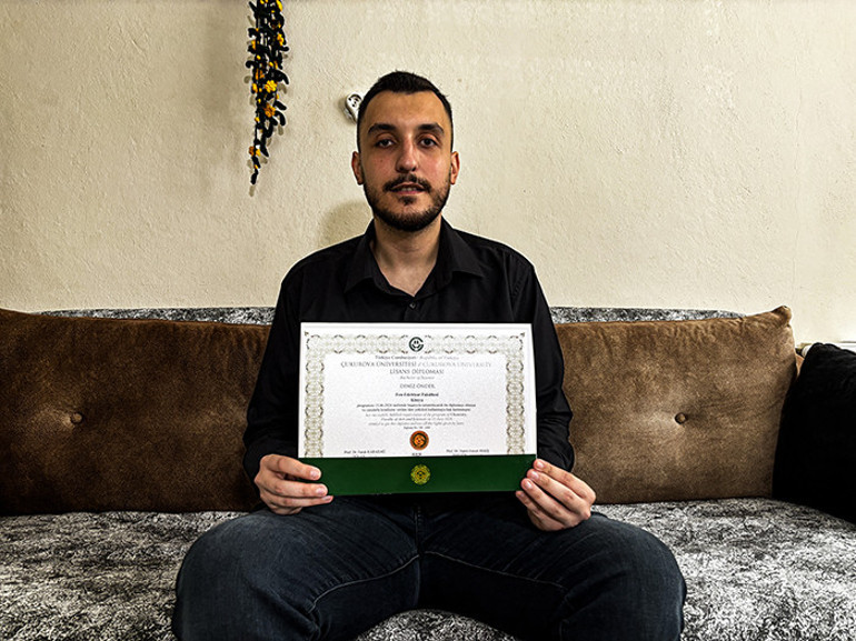 Eğitimine ara vermek zorunda kalmıştı: Fakülte birincisi oldu Anka Kuşu gibi küllerimden doğdum