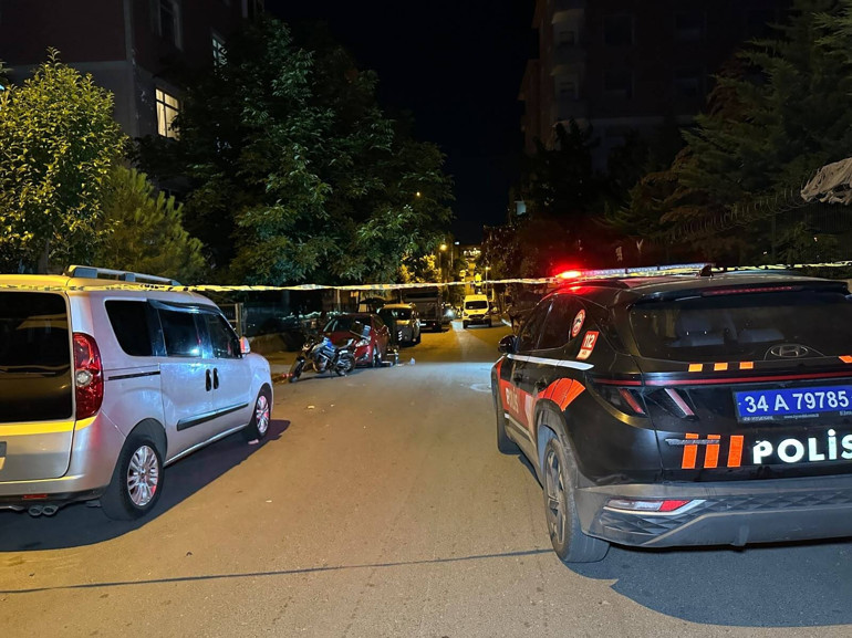 Sultangazide çalıntı motosikletli silahlı saldırı: 1 ölü, 1 yaralı