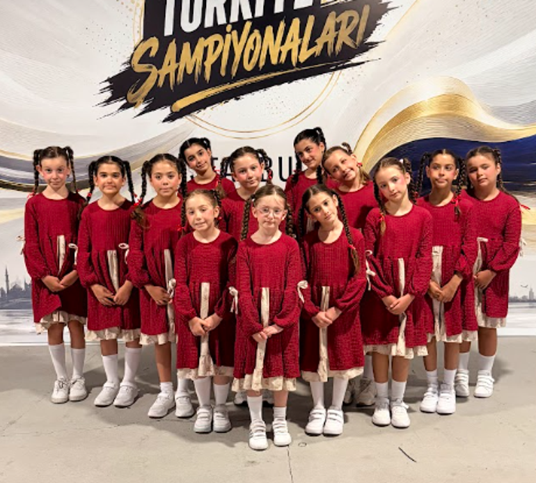 İstanbulda Dans Şov Türkiye Şampiyonası ve Hip Hop Türkiye Şampiyonası heyecanı