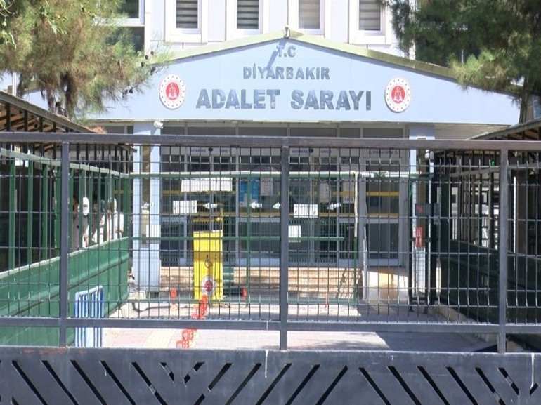 Dilanın katili ağırlaştırılmış müebbet aldı Annesi Yaşasın adalet diyerek bağırdı
