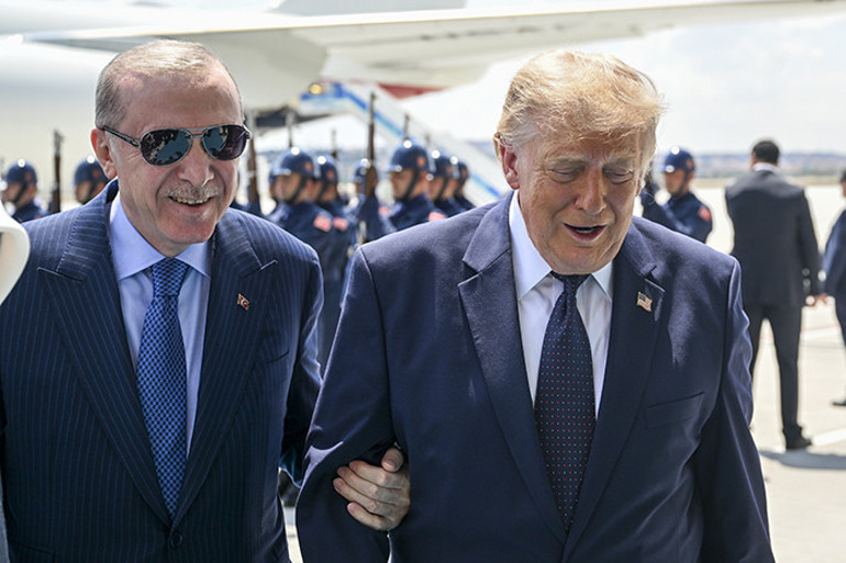 ABD Başkanı Trump, Ankaraya geldi: İşte Cumhurbaşkanı Erdoğan ve Trump arasında geçen ilk konuşma